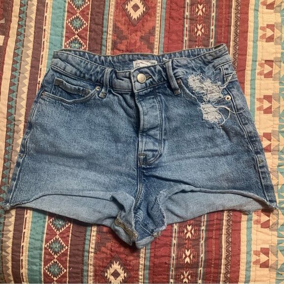 Good American High Rise Denim Shorts size 2/26 - Picture 1 of 5